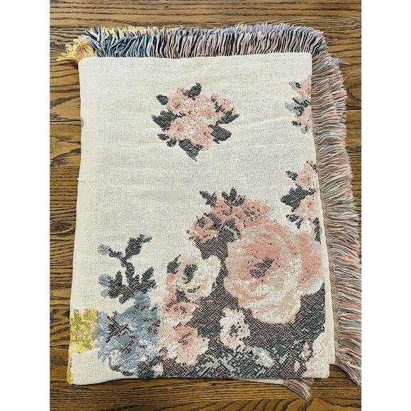 Thick Woven Blanket Tapestry Pink Flowers Floral Angel Cherub Cupid Fringe Cotto - Picture 14 of 16